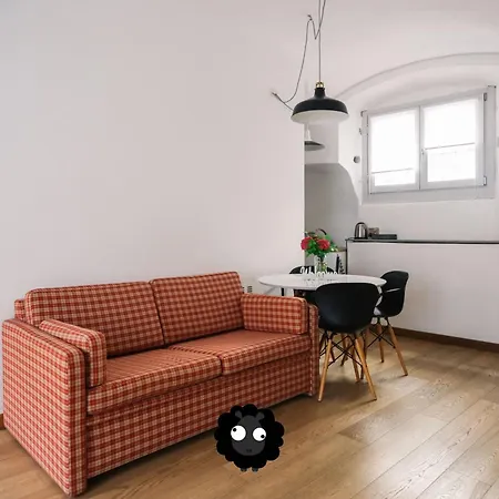 Lägenhet Flat Il Torrazzo Xiii Secolo