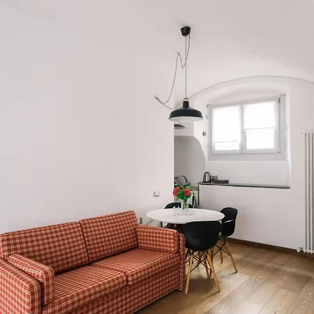 Lägenhet Flat Il Torrazzo Xiii Secolo *