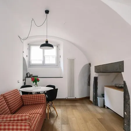 شقة Flat Il Torrazzo Xiii Secolo Alzano Lombardo